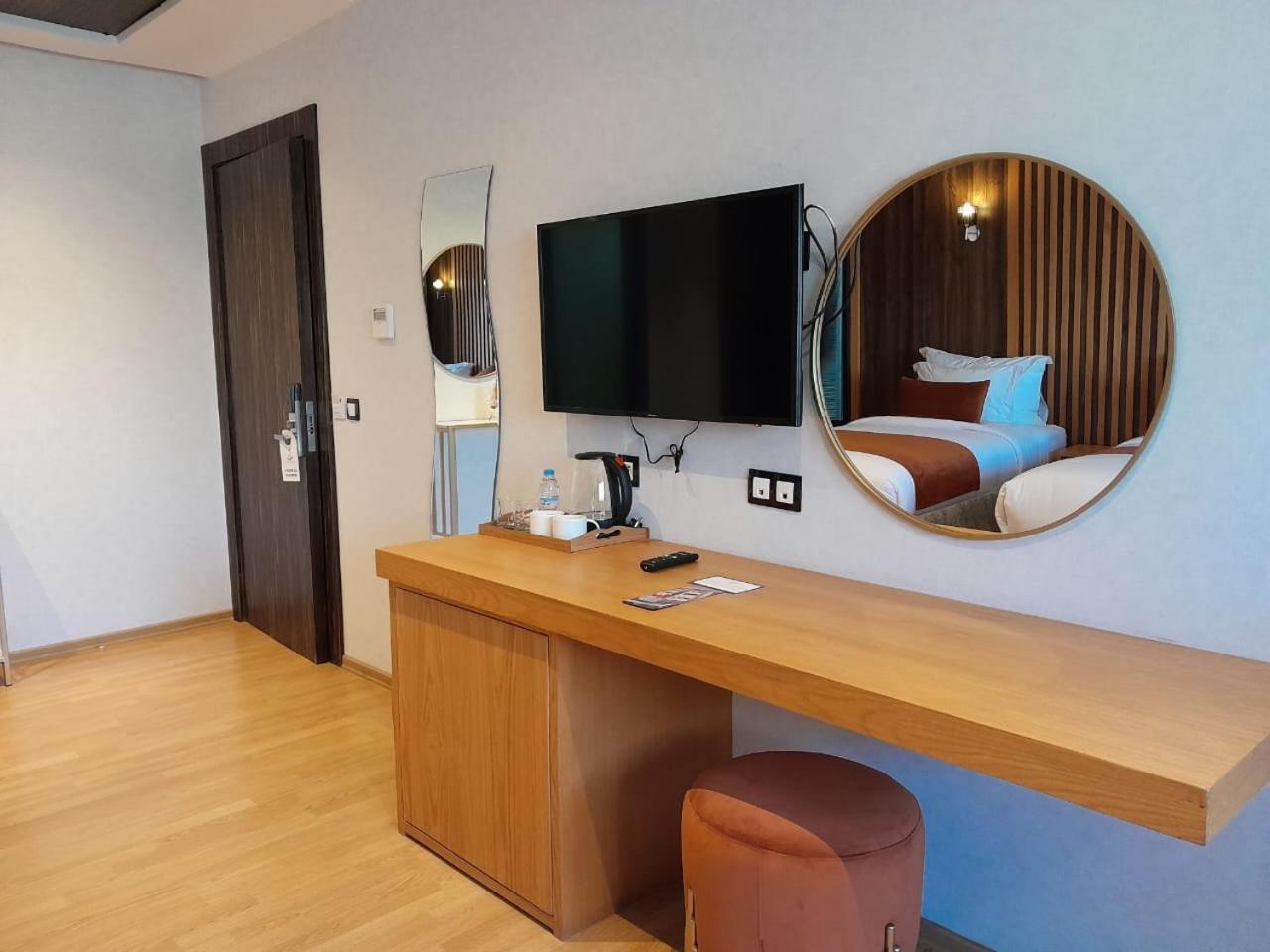 Razane Hotel Kenitra Exterior photo